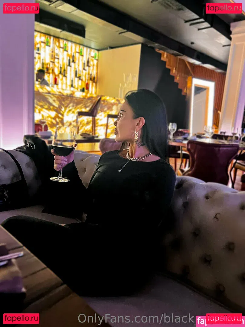 black_monica Onlyfans Photo Gallery 