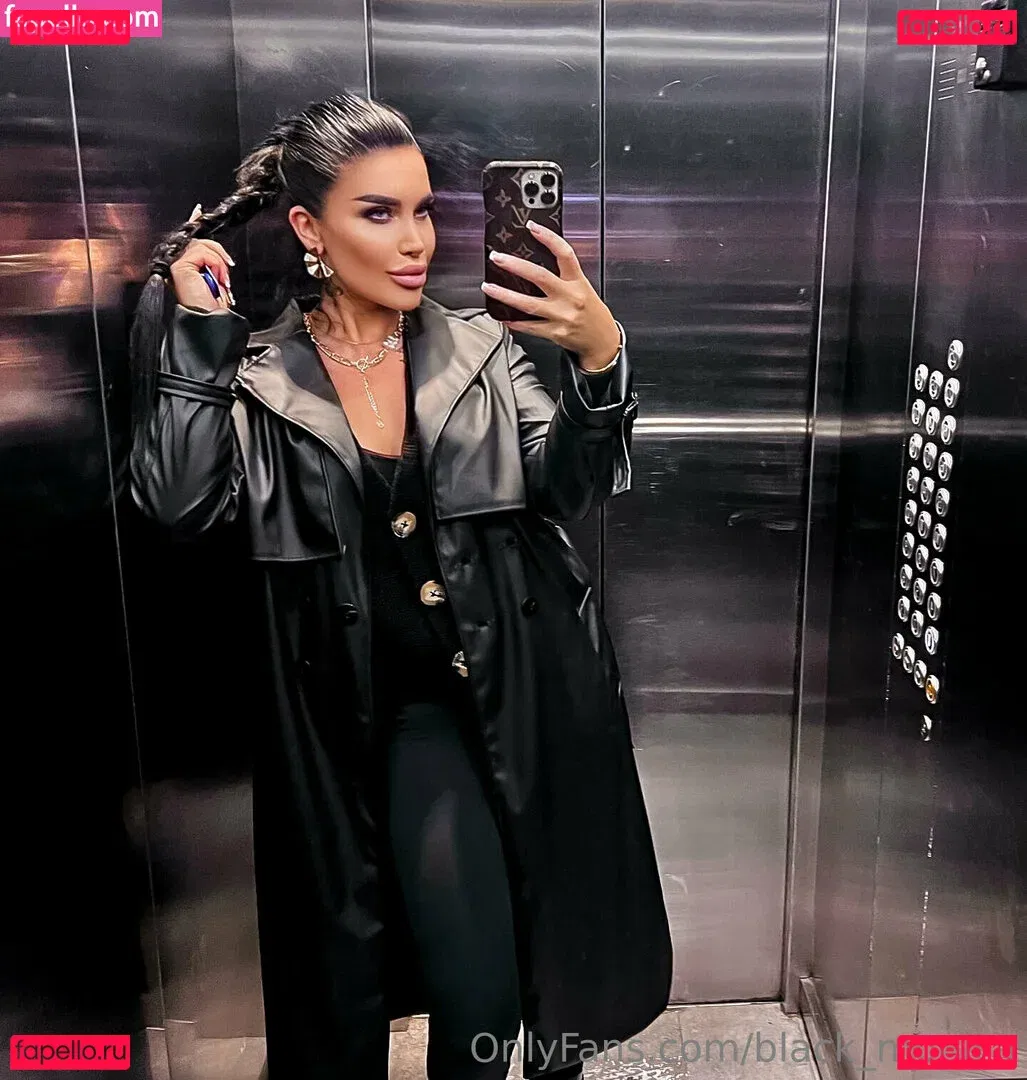 black_monica Onlyfans Photo Gallery 