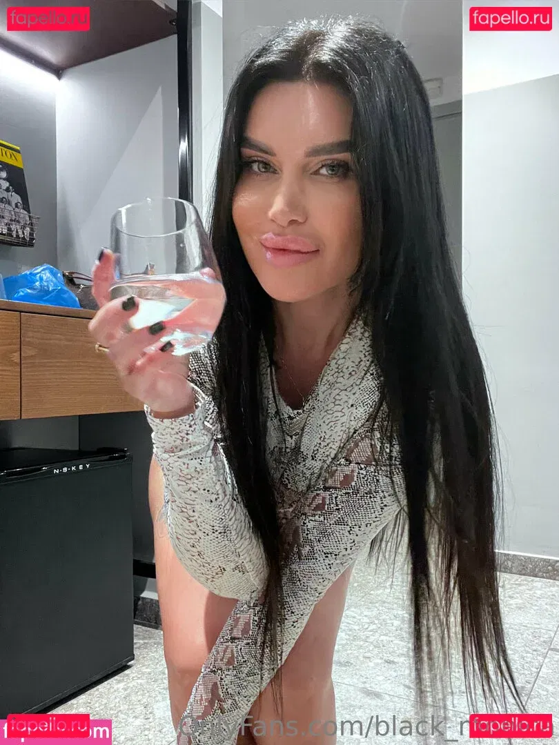 black_monica Onlyfans Photo Gallery 