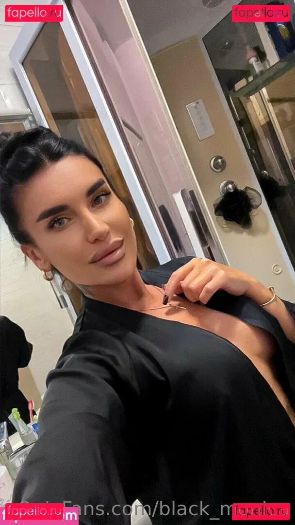 black_monica Onlyfans Photo Gallery 