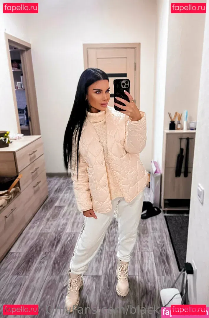 black_monica Onlyfans Photo Gallery 