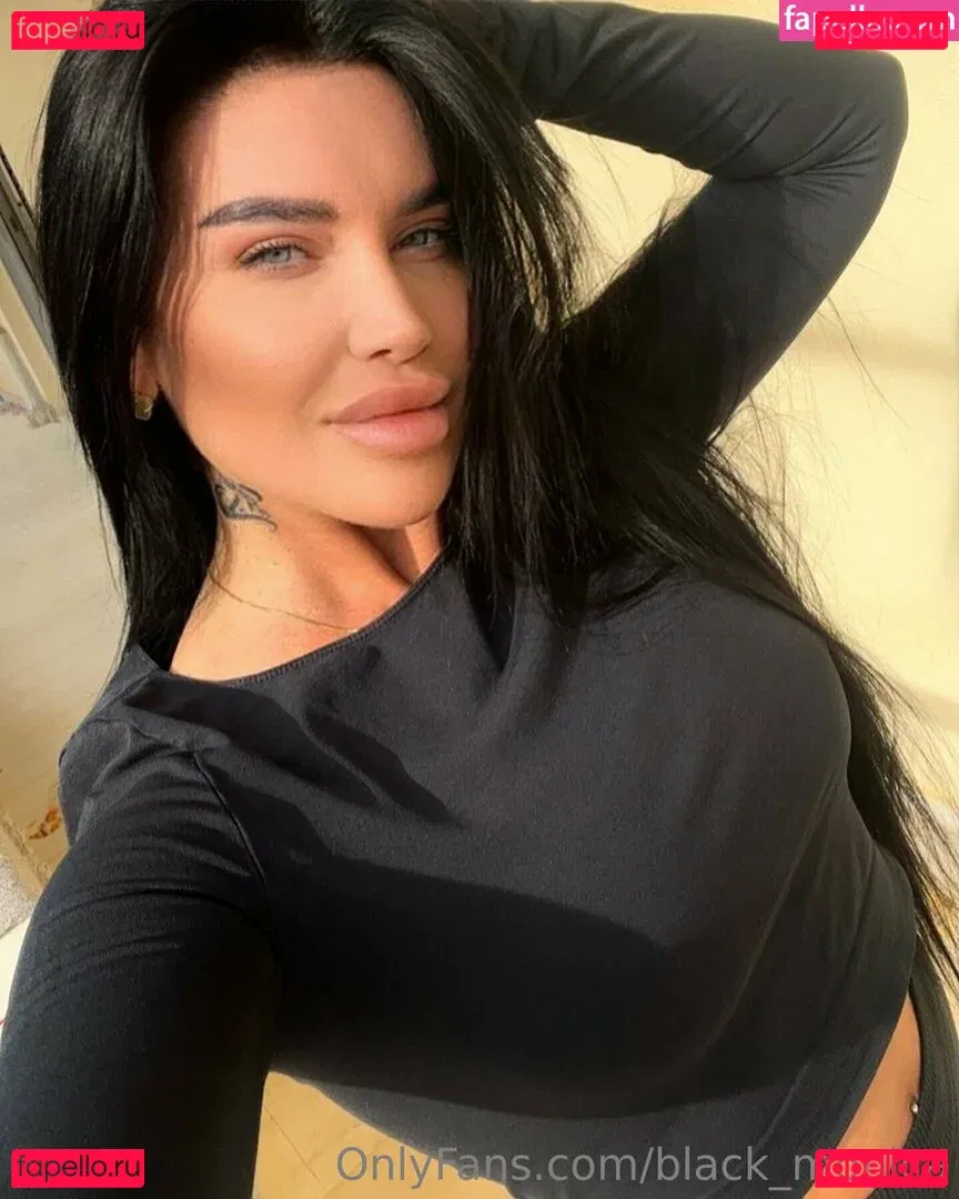 black_monica Onlyfans Photo Gallery 