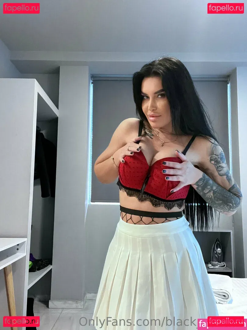 black_monica Onlyfans Photo Gallery 