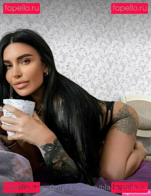 black_monica Onlyfans Photo Gallery 