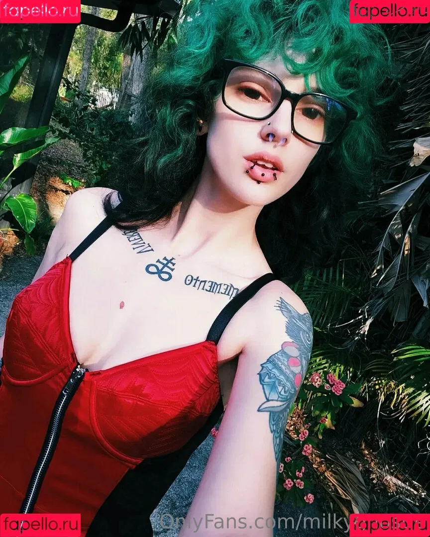 milkyghostie Onlyfans Photo Gallery 
