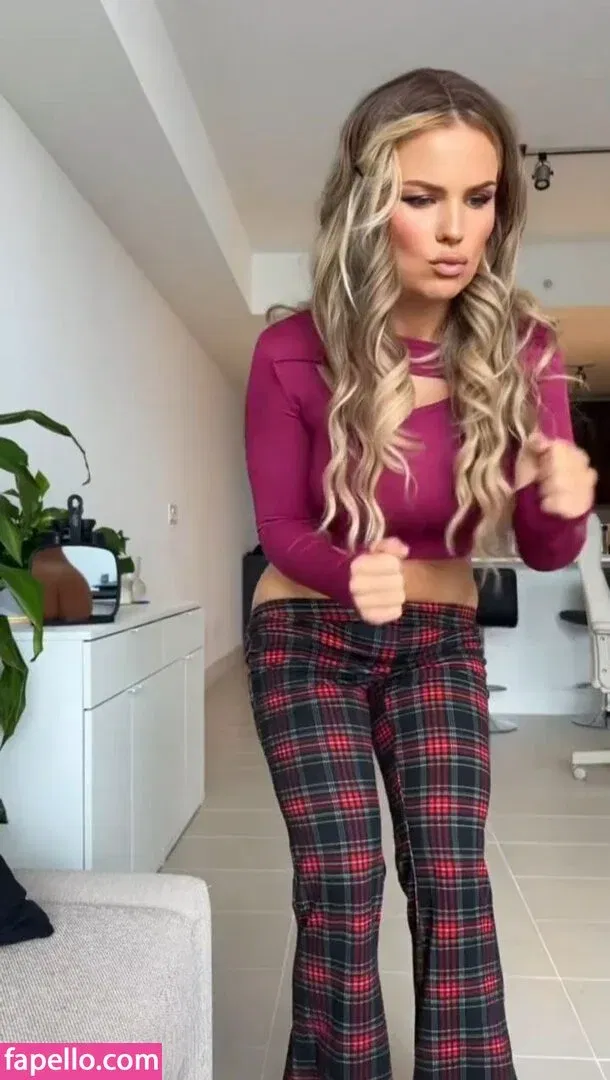 Fcknpeach Onlyfans Photo Gallery 