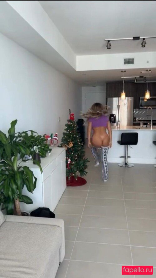 Fcknpeach Nude Onlyfans Photo 45