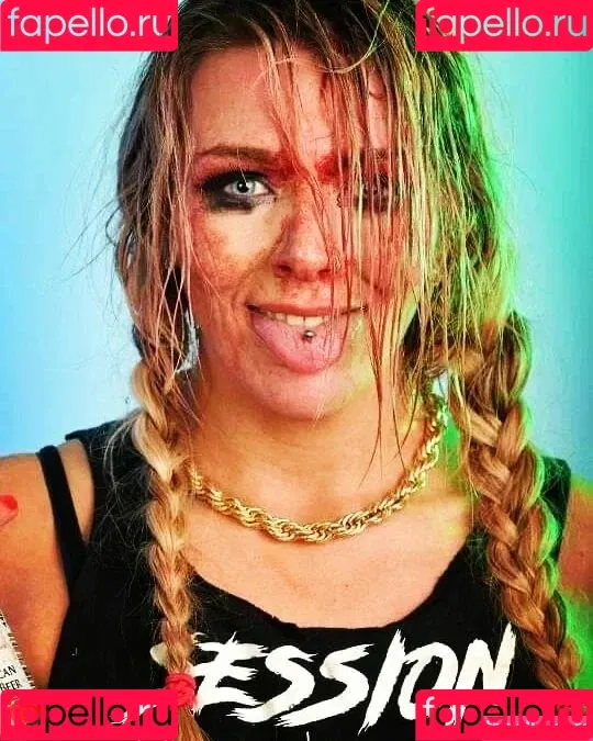 Session Moth Martina Onlyfans Photo Gallery 