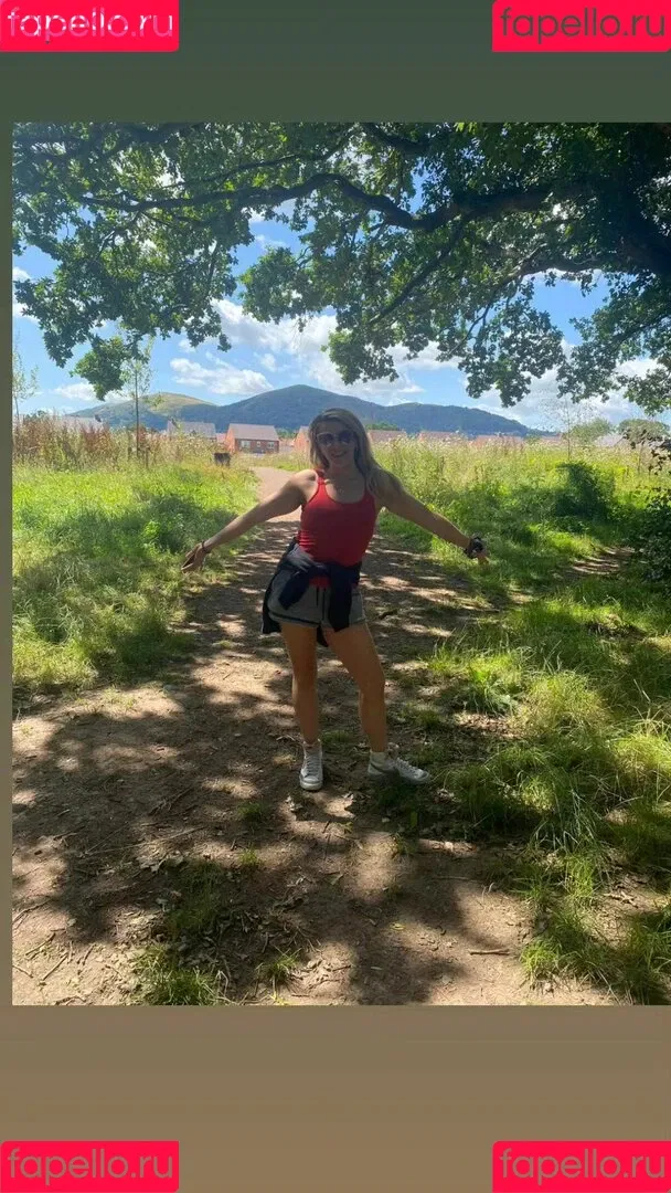 Session Moth Martina Onlyfans Photo Gallery 