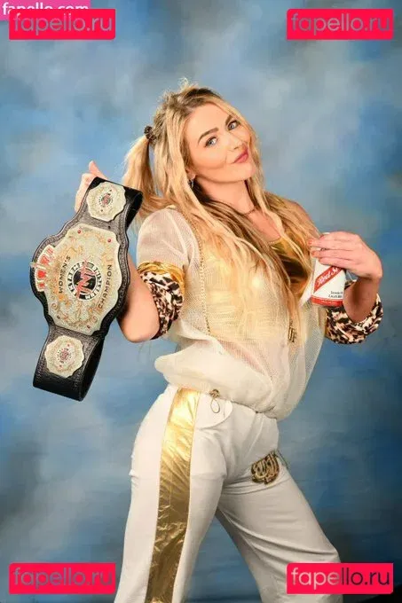 Session Moth Martina Onlyfans Photo Gallery 