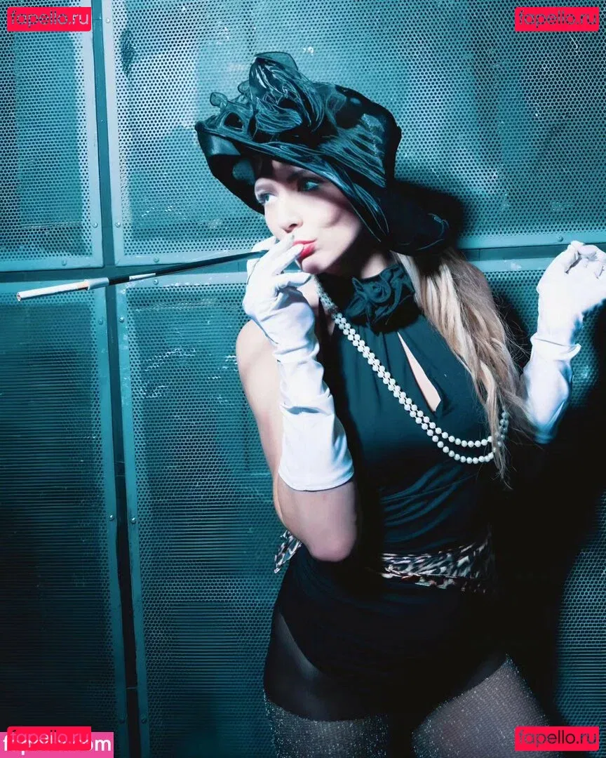 Session Moth Martina Onlyfans Photo Gallery 