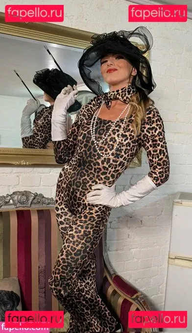 Session Moth Martina Onlyfans Photo Gallery 