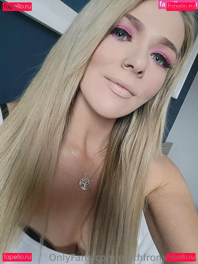 Session Moth Martina Onlyfans Photo Gallery 