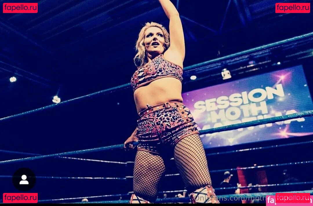 Session Moth Martina Onlyfans Photo Gallery 