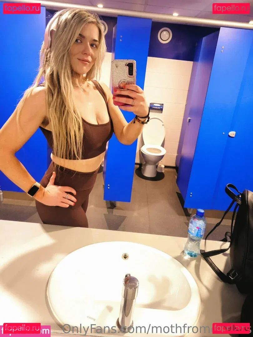 Session Moth Martina Onlyfans Photo Gallery 