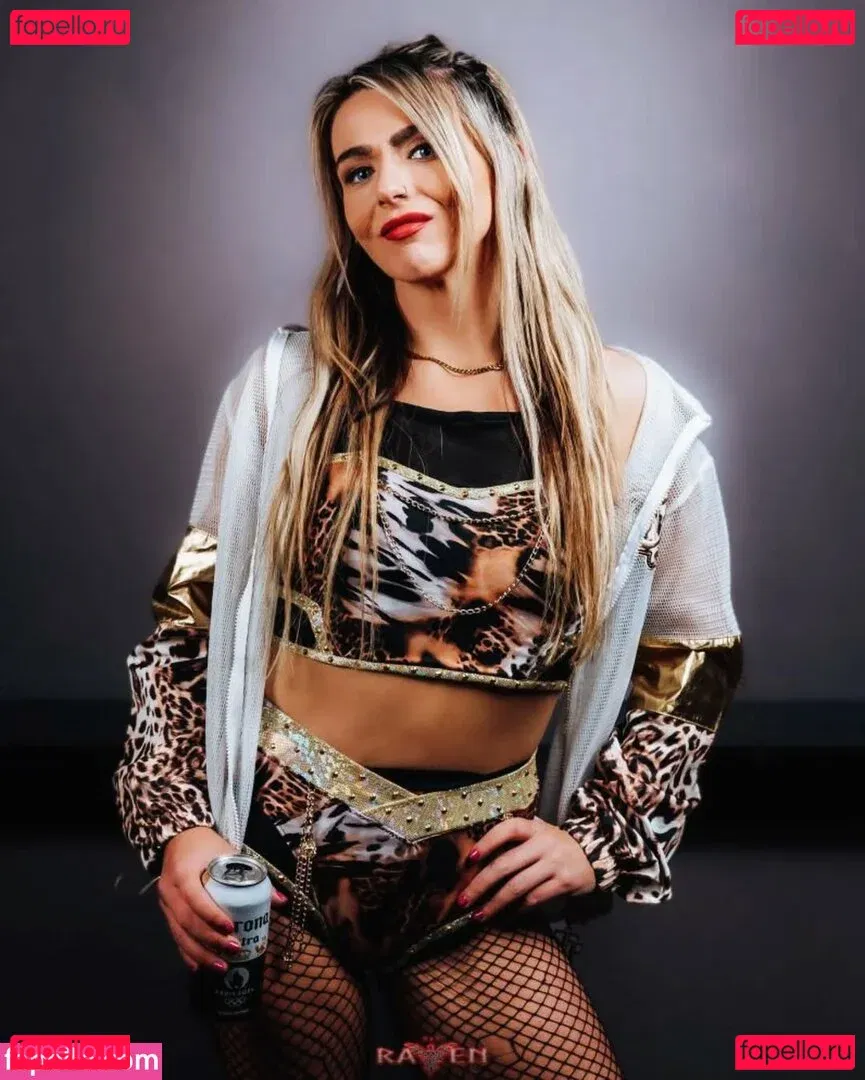 Session Moth Martina Onlyfans Photo Gallery 