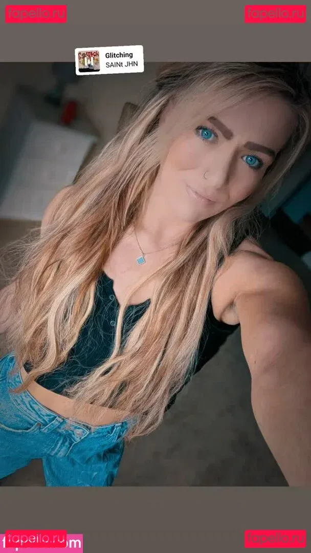 Session Moth Martina Onlyfans Photo Gallery 