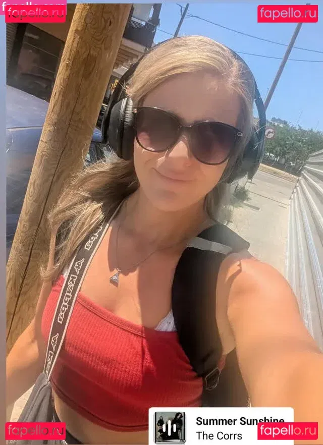 Session Moth Martina Onlyfans Photo Gallery 