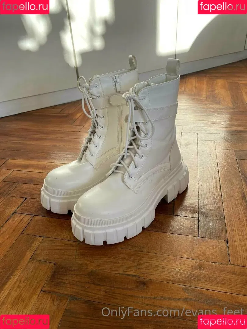 evans_feet Onlyfans Photo Gallery 