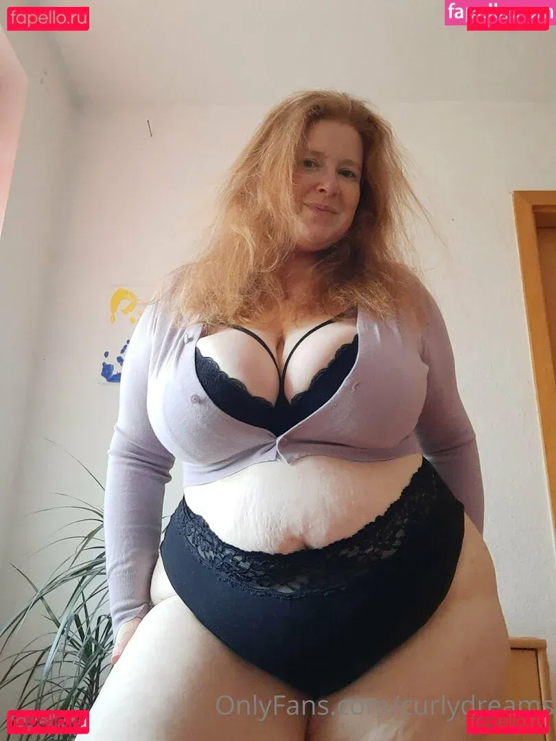 curlydreams Onlyfans Photo Gallery 