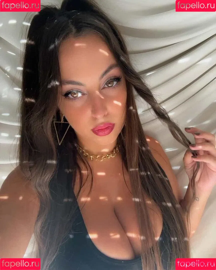 Peach Onlyfans Photo Gallery 
