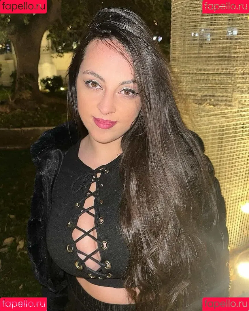 Peach Onlyfans Photo Gallery 