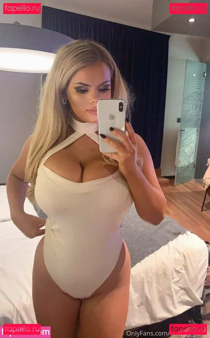 tawney_jones Onlyfans Photo Gallery 