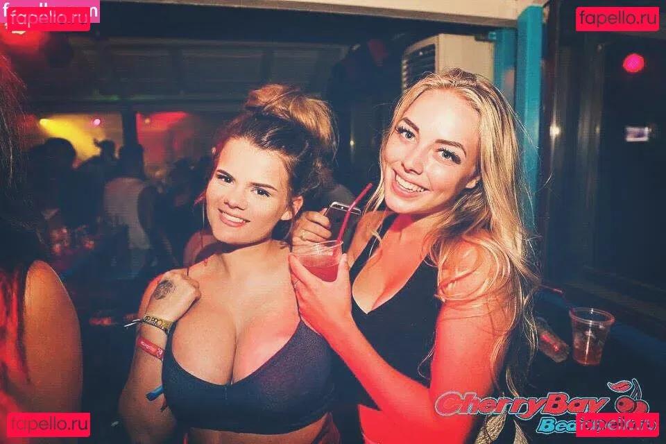 tawney_jones Onlyfans Photo Gallery 