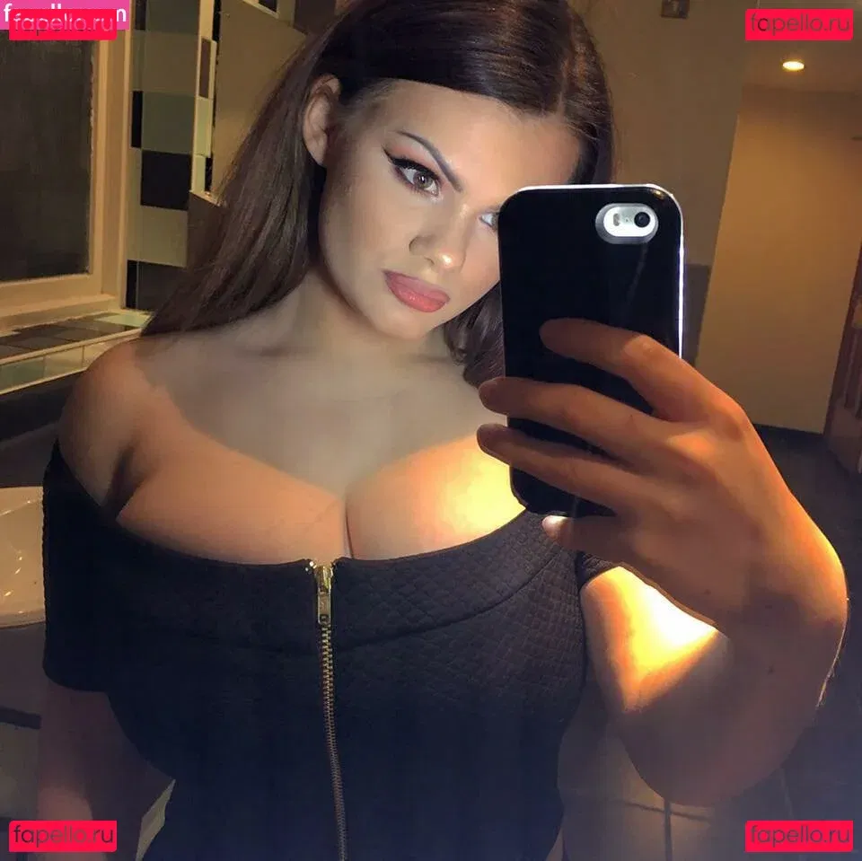 tawney_jones Onlyfans Photo Gallery 