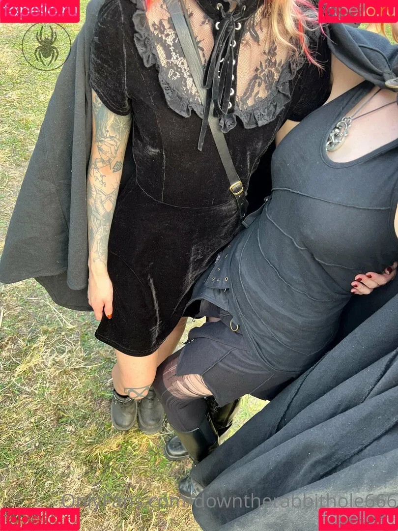 downtherabbithole666 Onlyfans Photo Gallery 
