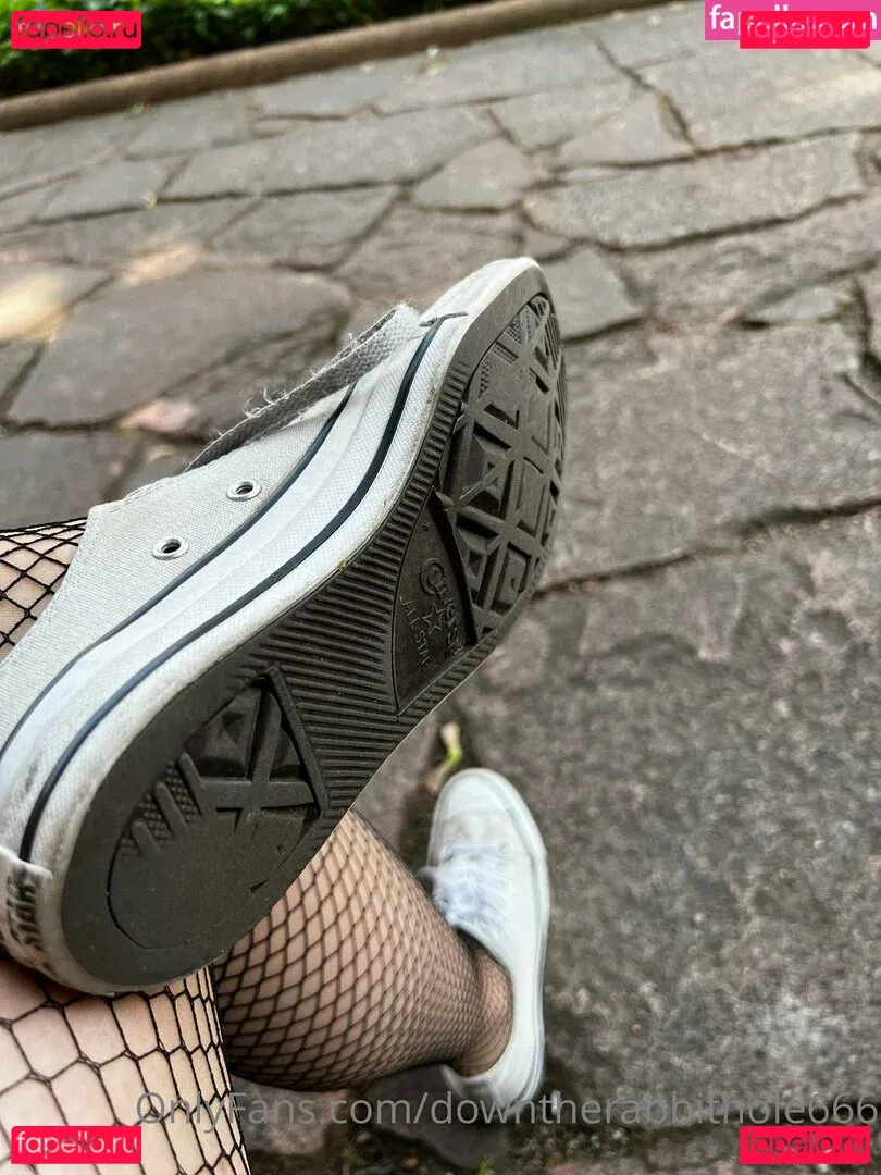 downtherabbithole666 Onlyfans Photo Gallery 