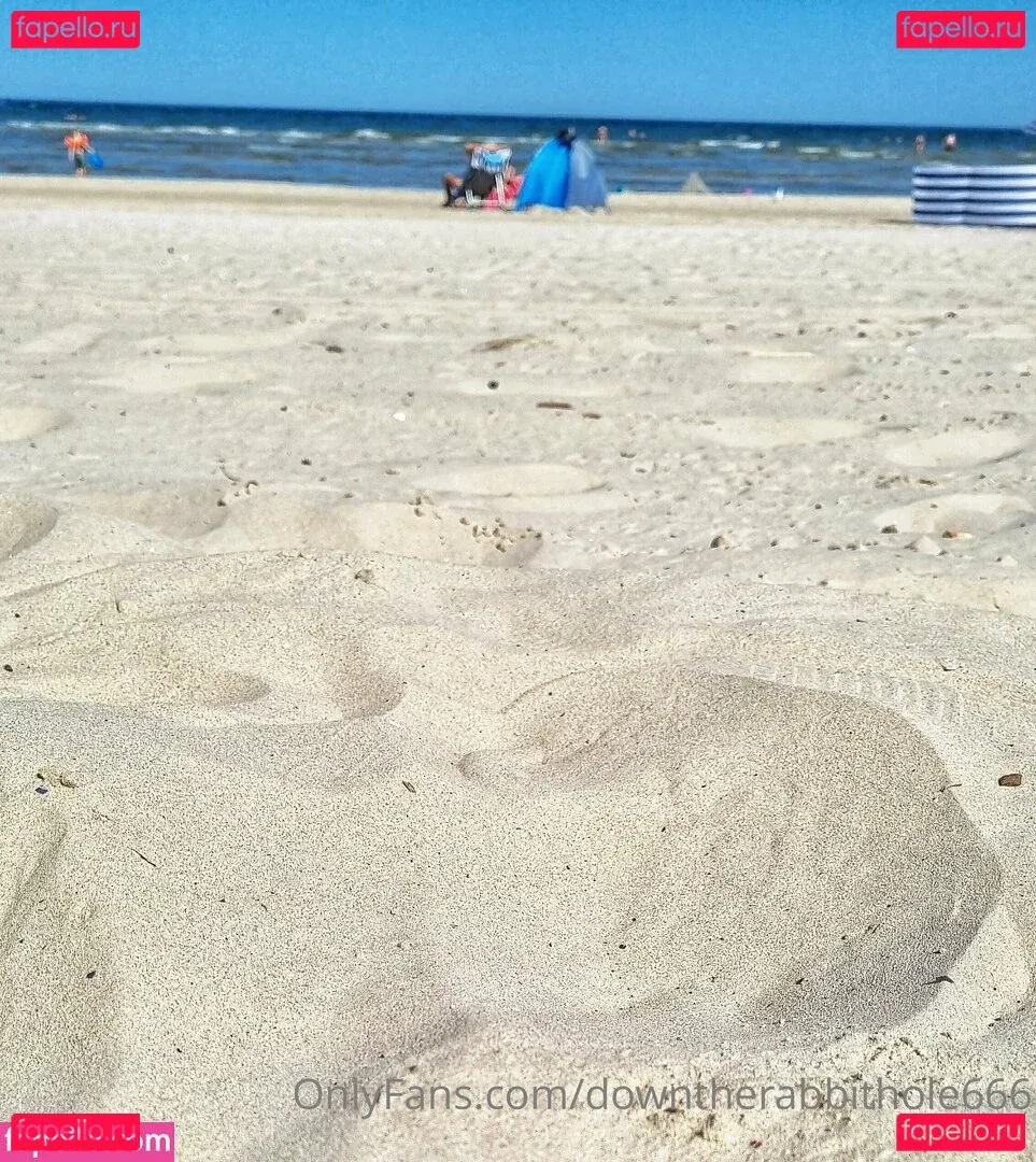 downtherabbithole666 Onlyfans Photo Gallery 