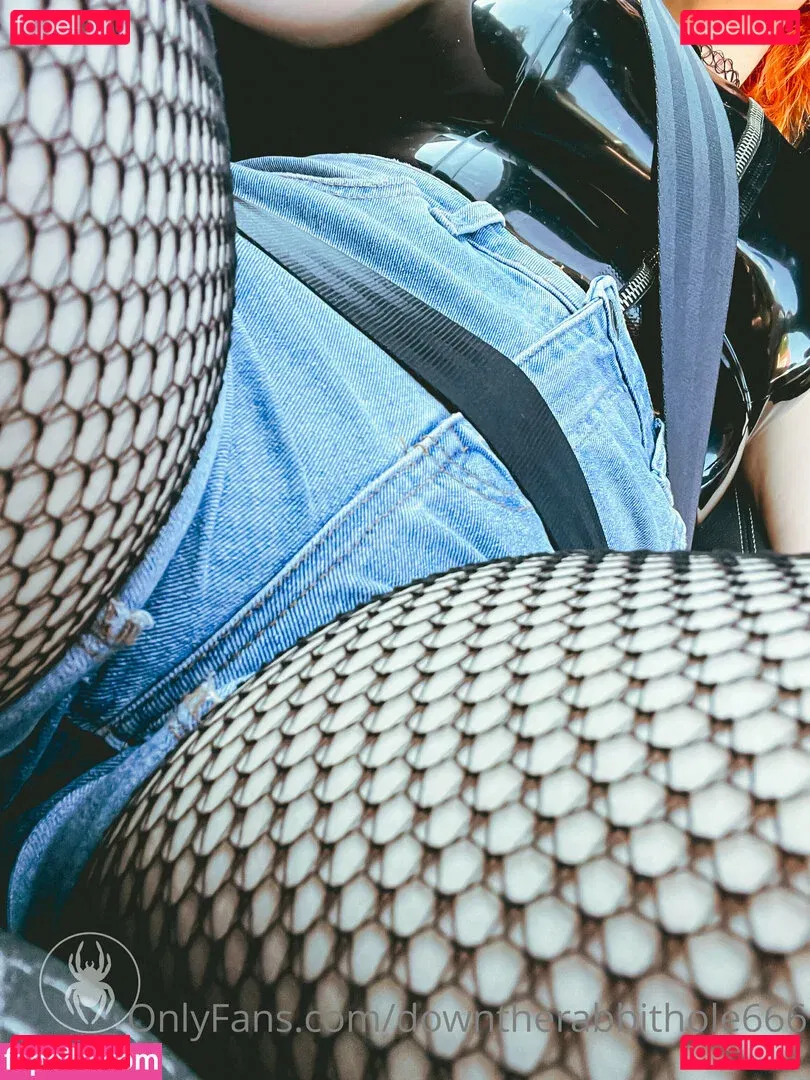 downtherabbithole666 Onlyfans Photo Gallery 