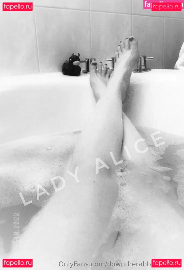 downtherabbithole666 Onlyfans Photo Gallery 