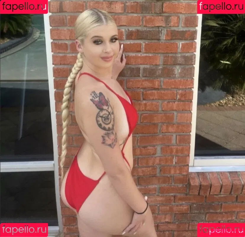 Kuttemreece Onlyfans Photo Gallery 