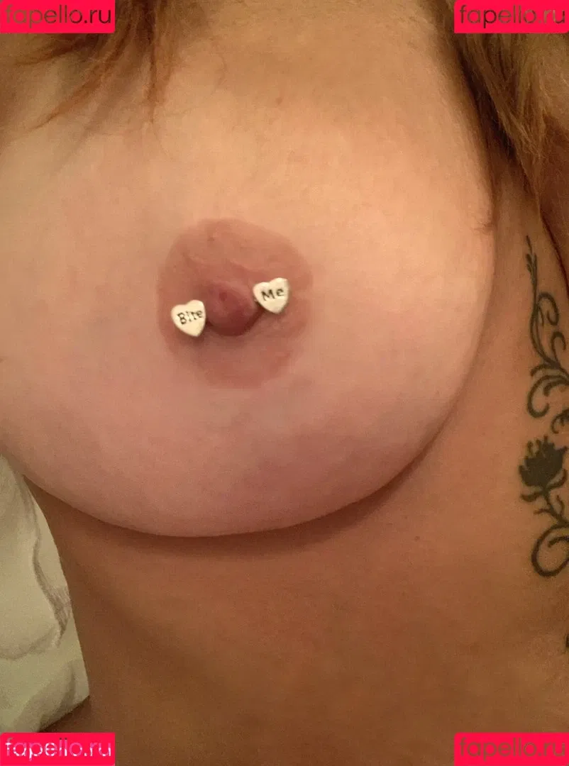 Honeybeezone Onlyfans Photo Gallery 
