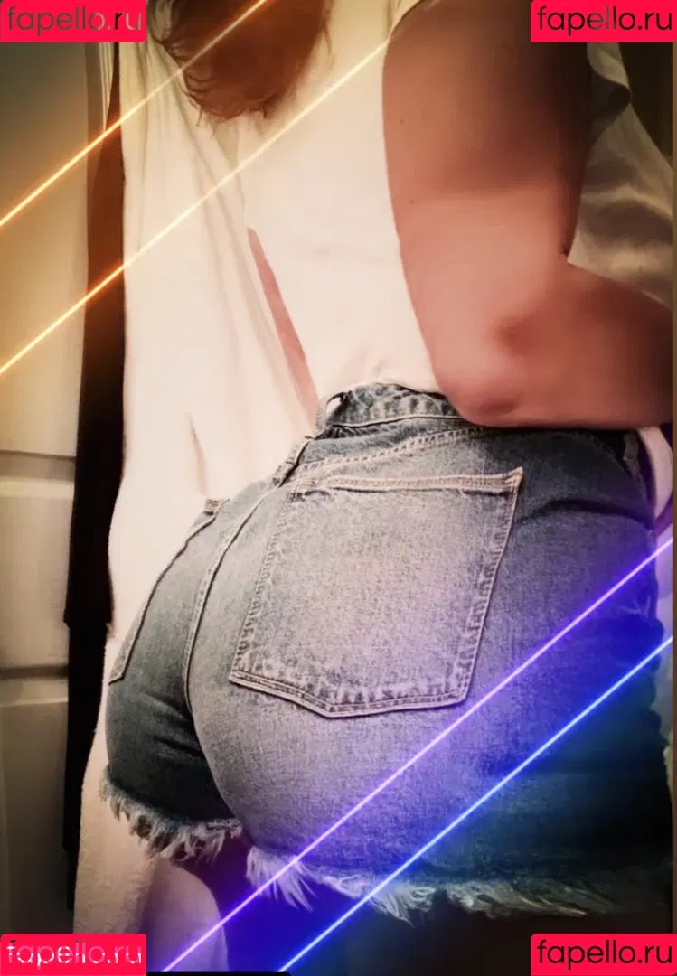 Honeybeezone Onlyfans Photo Gallery 