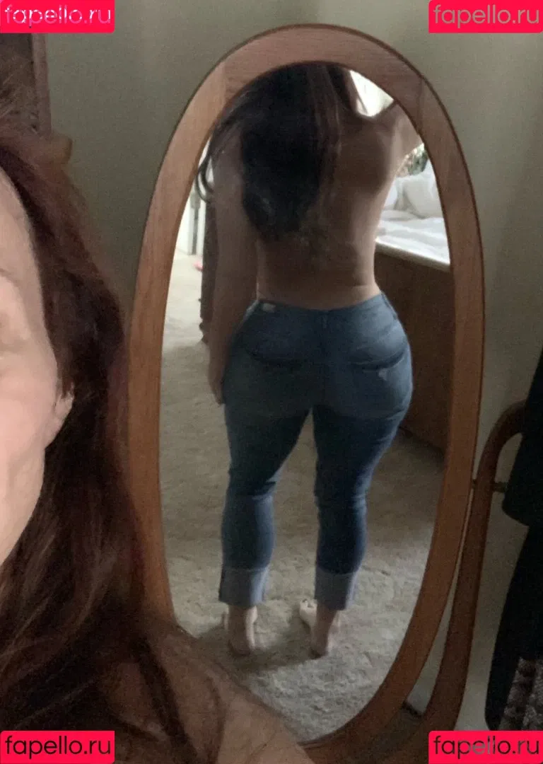 Honeybeezone Onlyfans Photo Gallery 