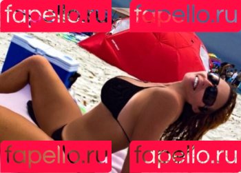 Honeybeezone Nude Onlyfans Photo 15