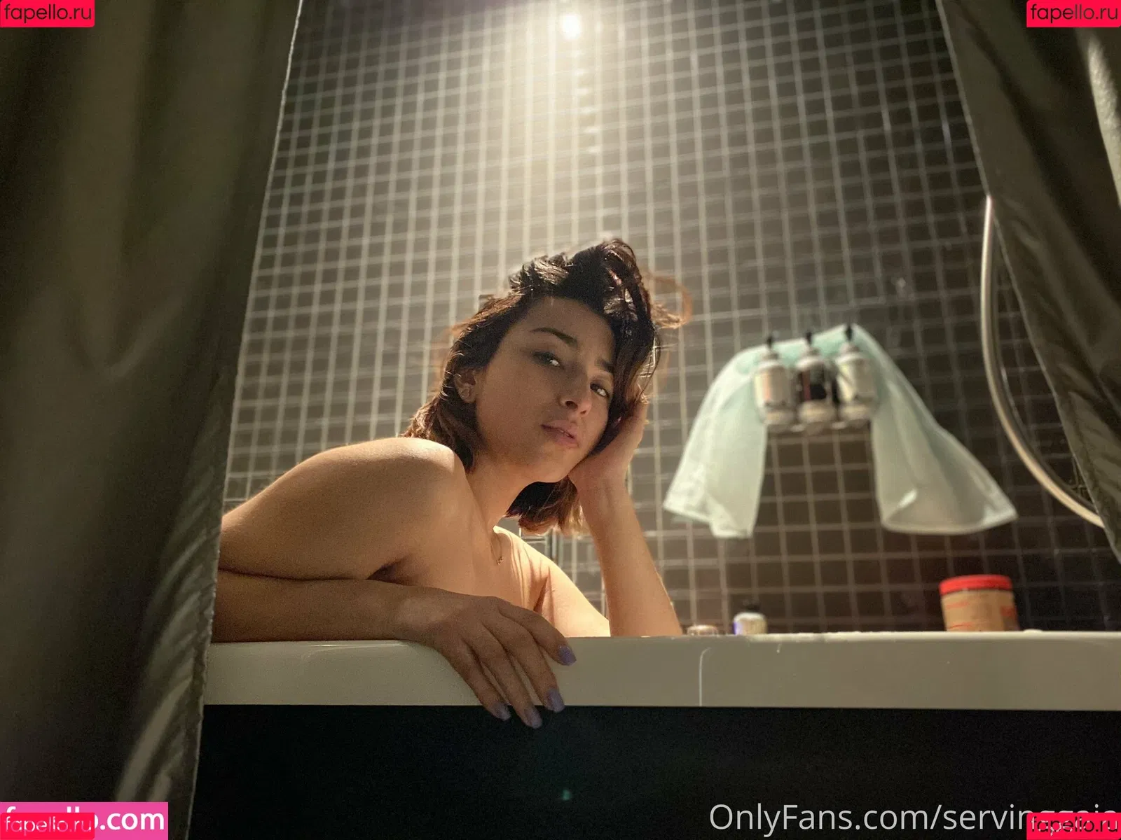 Serving Gaia Onlyfans Photo Gallery 