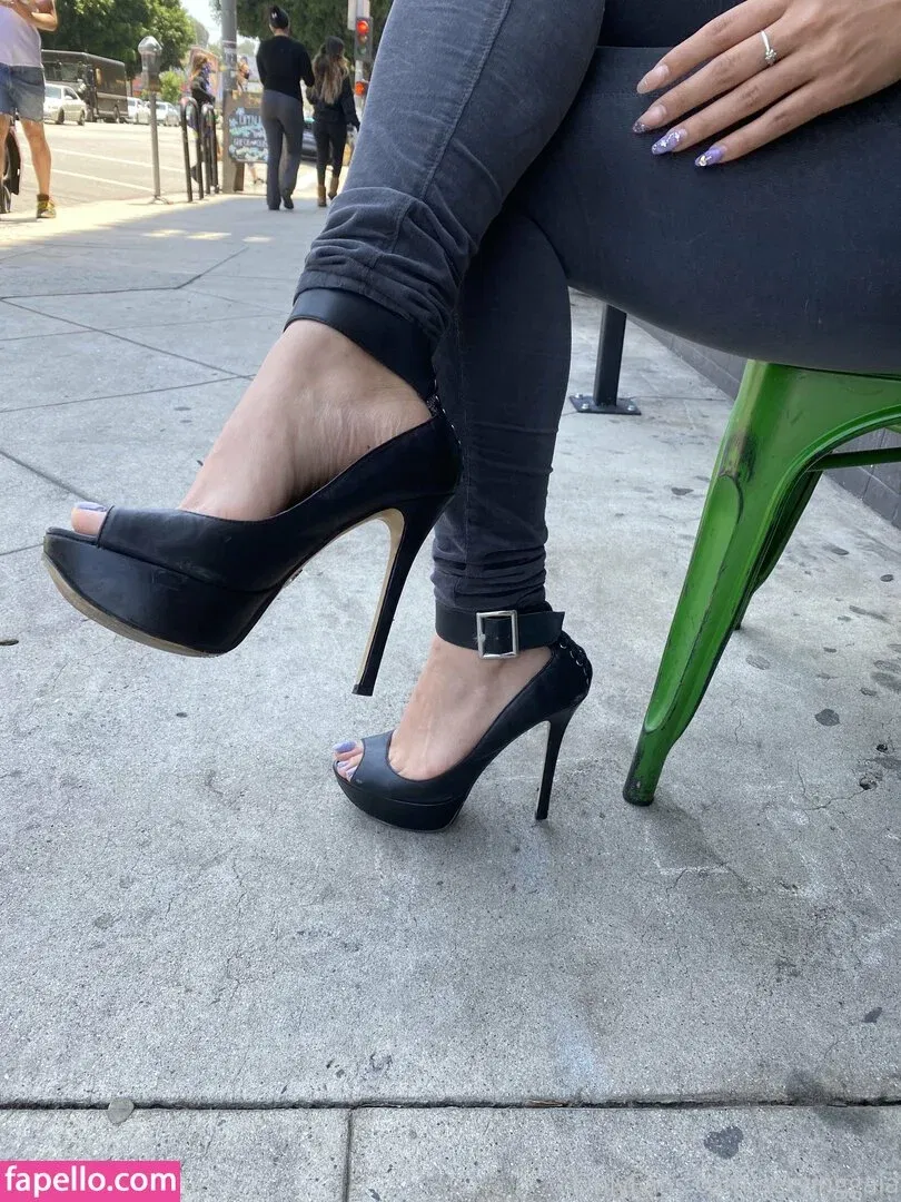 Serving Gaia Onlyfans Photo Gallery 