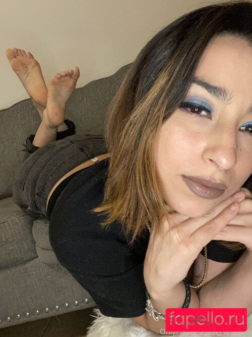 Serving Gaia Onlyfans Photo Gallery 