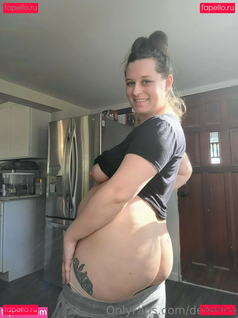 deealice Onlyfans Photo Gallery 