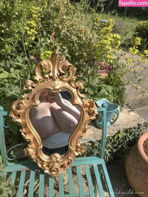 Majikmilk Onlyfans Photo Gallery 