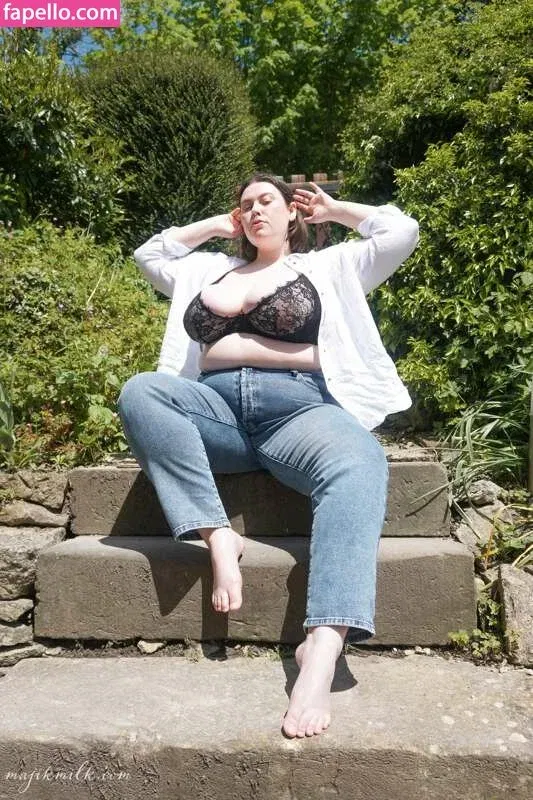 Majikmilk Onlyfans Photo Gallery 