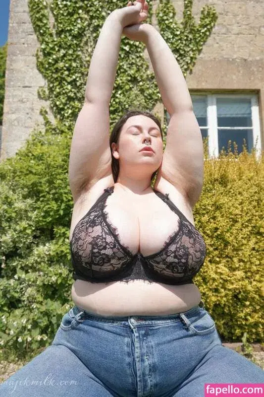 Majikmilk Onlyfans Photo Gallery 