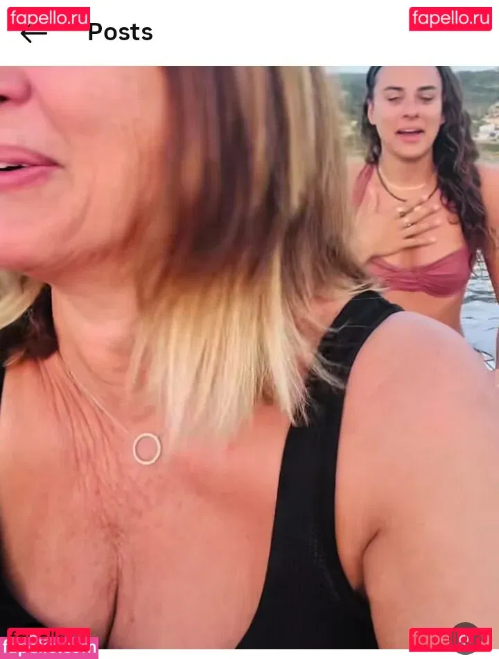 Carole Smillie Onlyfans Photo Gallery 