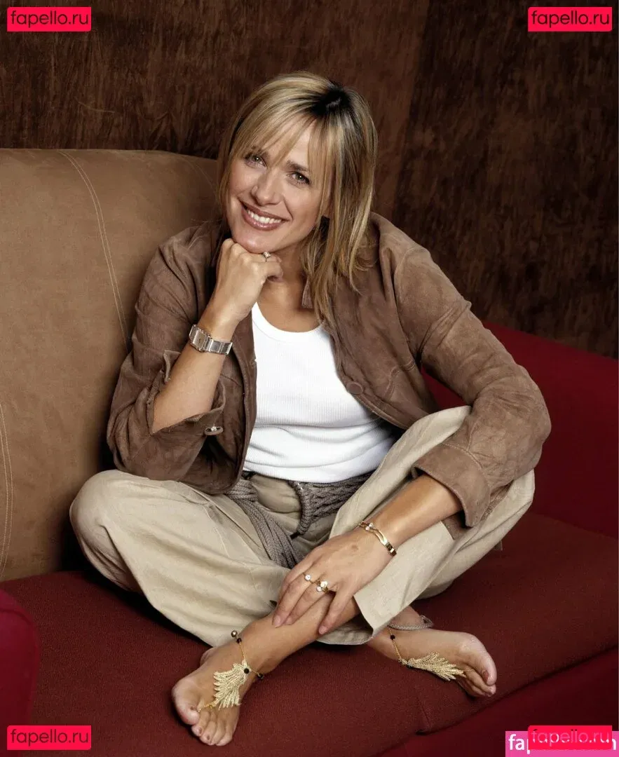 Carole Smillie Onlyfans Photo Gallery 