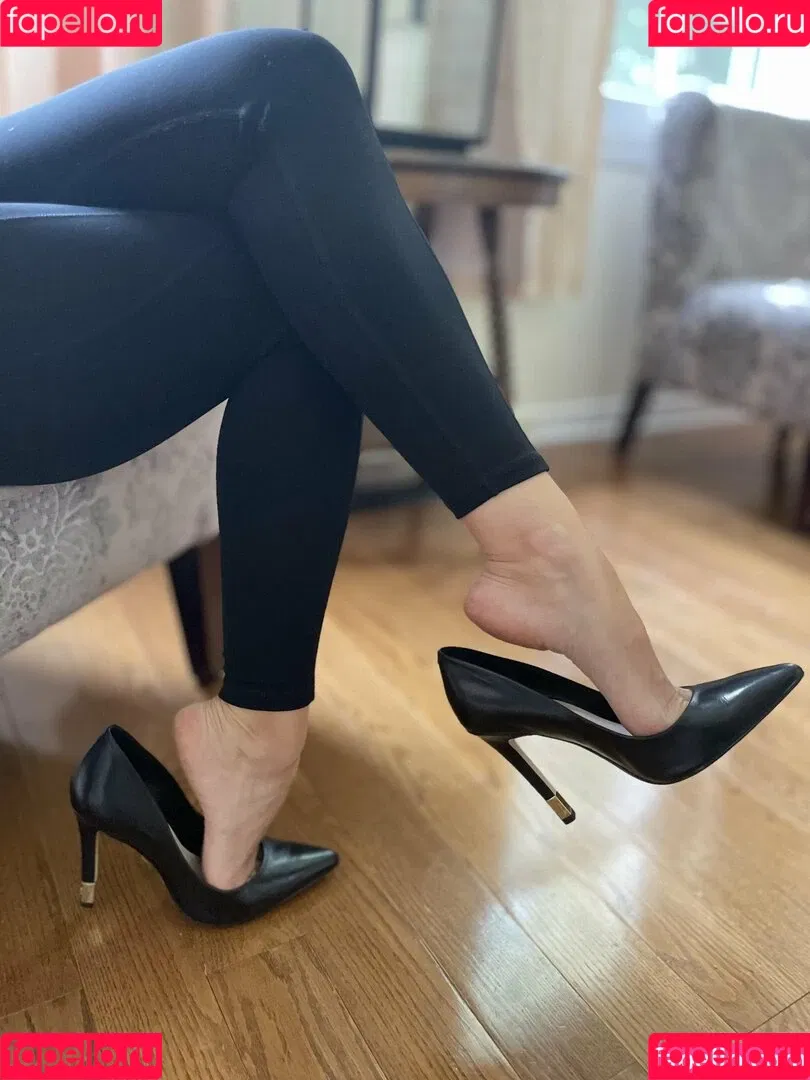 Theresa Edward Onlyfans Photo Gallery 