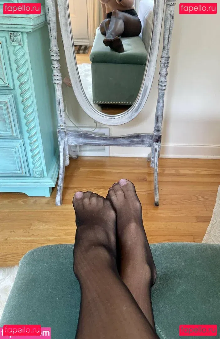 Theresa Edward Onlyfans Photo Gallery 